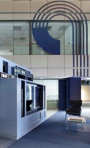 相即設計 - LIGHT UP-03